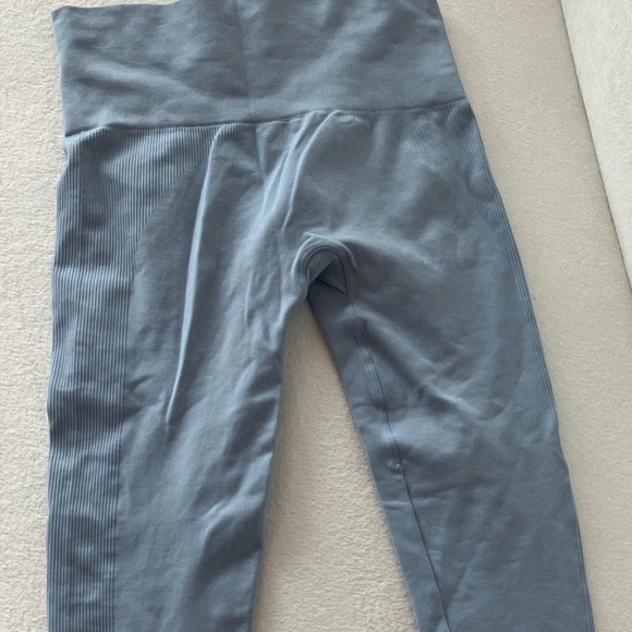 Set Active Matching Set - Picture 3 of 3